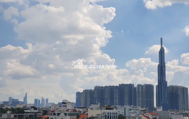 Cần bán gấp căn hộ full nội thất cao cấp ở trung tâm Quận 2, TPHCM